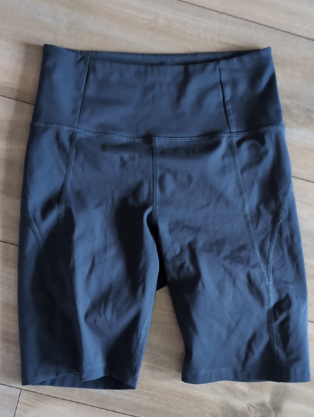 Girlfriend Collective Bike Shorts Size Small
